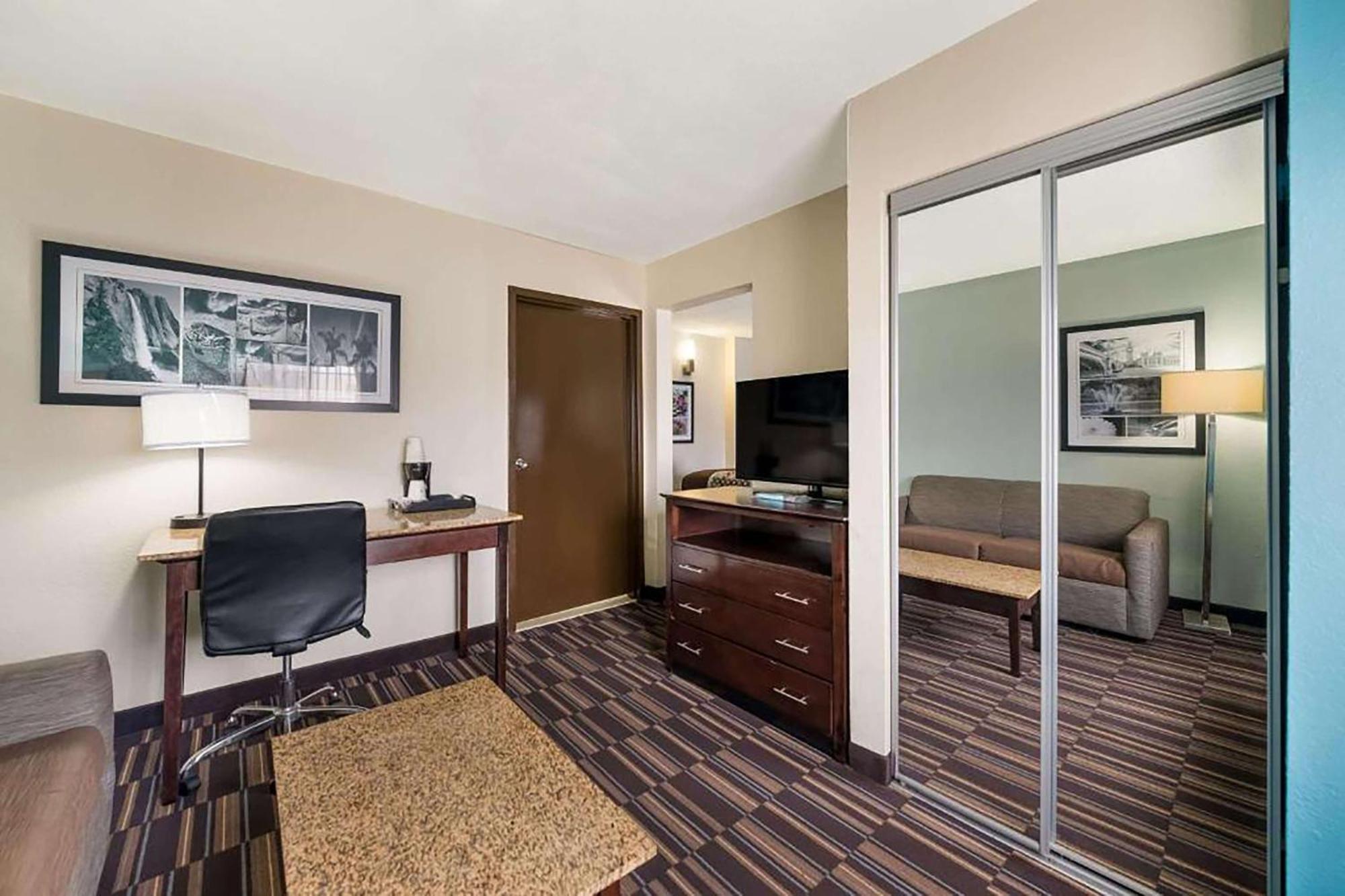 Baymont By Wyndham Elizabeth City Exteriér fotografie